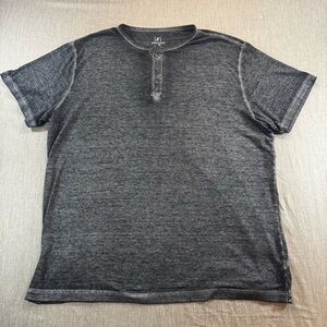 George Charcoal Gray Henley Mens Size XL 46-48 Great Condition Short Sleeve